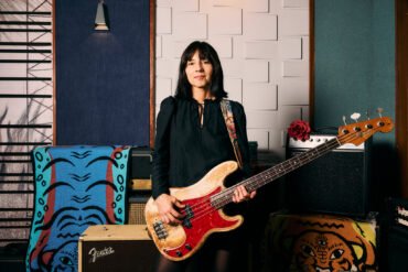 Paz Lenchantin anuncia su álbum debut, 'Triste' 12 Paz Lenchantin by David Alvarado