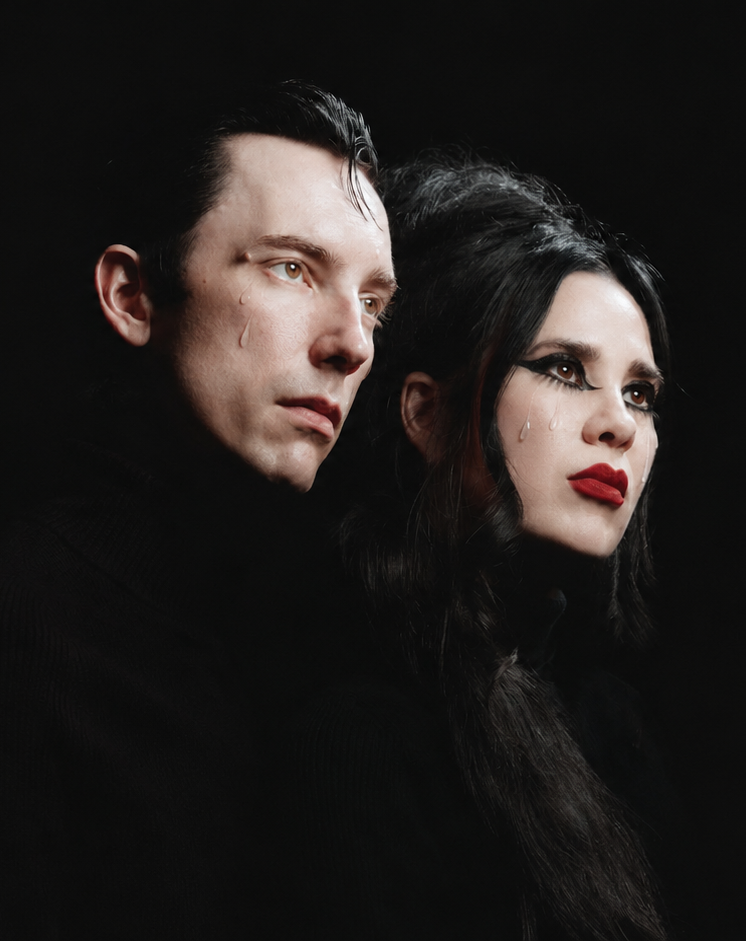 Twin Temple anuncia Doomed Lovers, su nuevo álbum, y estrena el sencillo principal 11 Alexandra James y Zachary James de Twin Temple promocionan el álbum Doomed Lovers.
