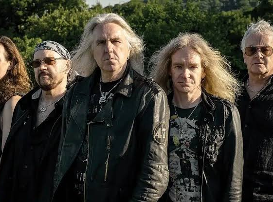 Saxon 2027